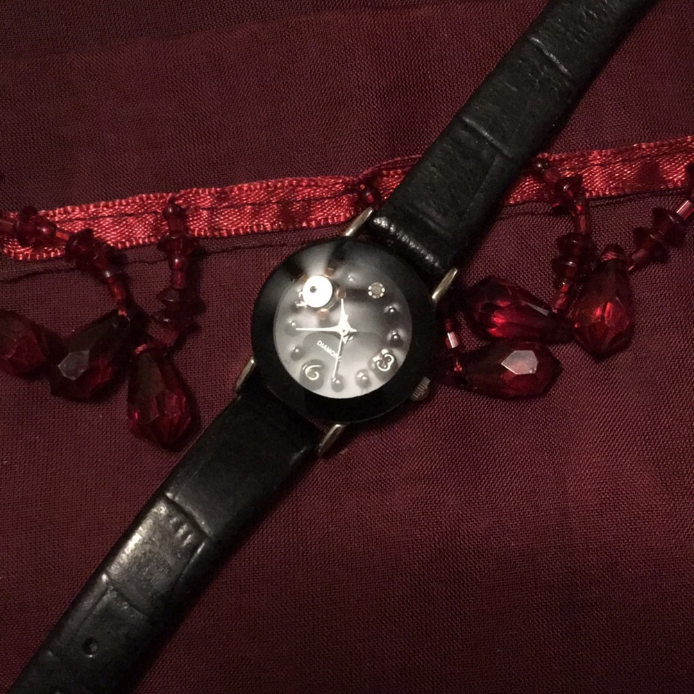 NWOT ladies little black watch.
